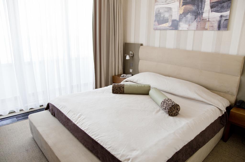 Standard Double Room Sea View Spa Access